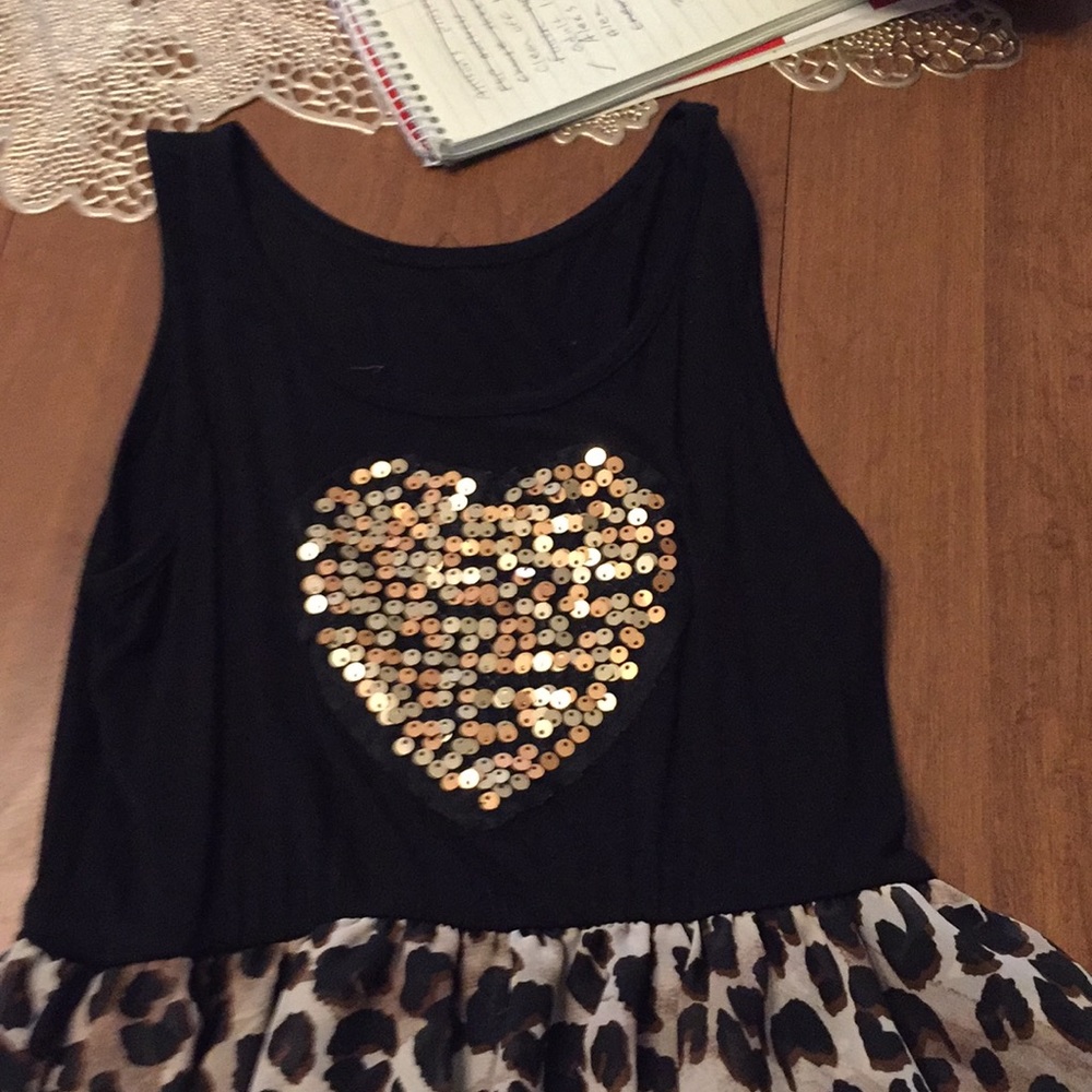 Girls dress missing tag but fit my 7 yo